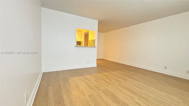 Building Photo - 62 Andover C