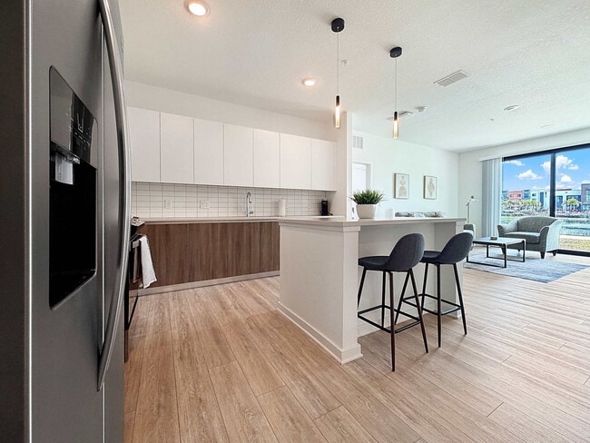 Foto del edificio - 12122 54th Dr E