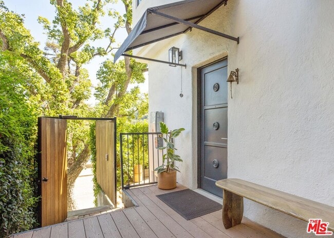 Foto del edificio - 2055 W Silver Lake Dr