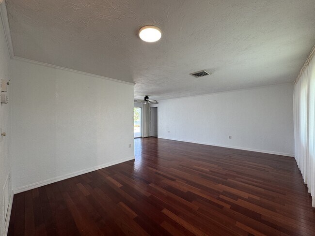 Foto del edificio - 1725 N Gondola Ct