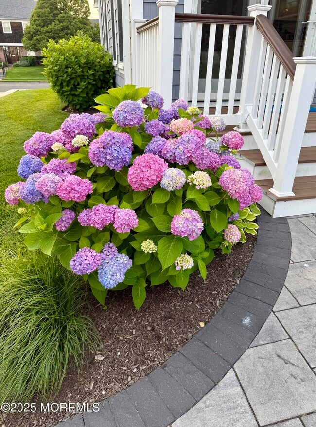 Foto del edificio - 102 4th Ave