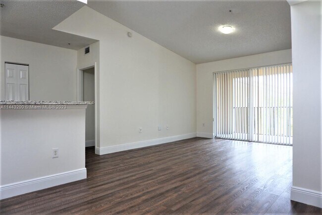 Foto del edificio - 2201 W Preserve Way