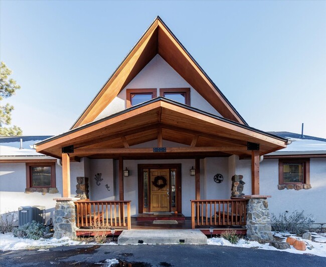 Foto del edificio - Incredible 5 BD/5 BA Mountain Home in the ...