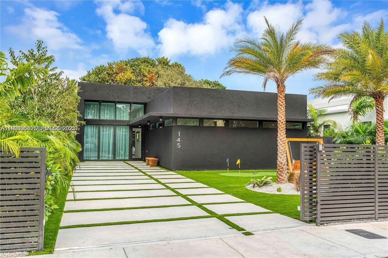 Foto del edificio - 145 NW 51st St