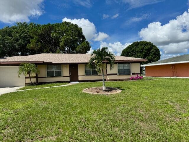 Foto del edificio - 632 SW Everett Ct