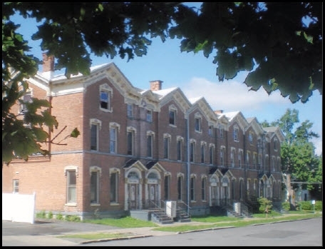 Building Photo - Plant Street Apartments