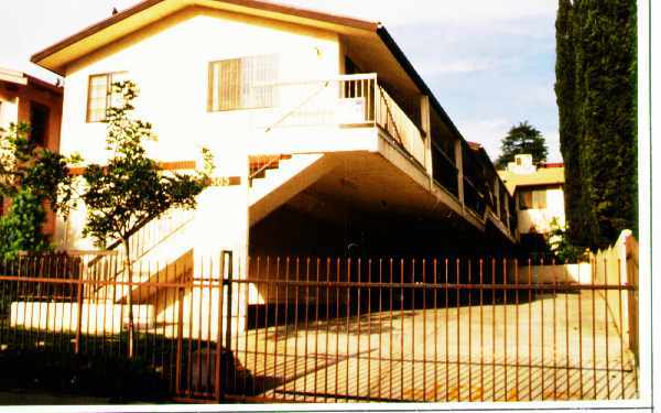 Foto del edificio - 365 S Avenue 52