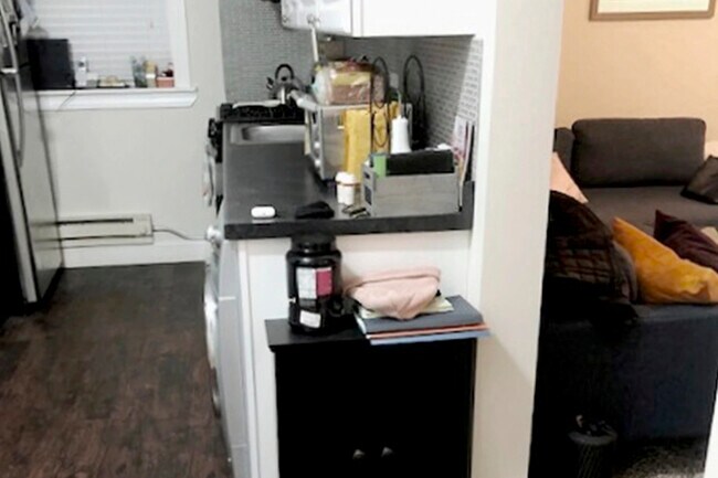 Foto del edificio - 2133 W Giddings St