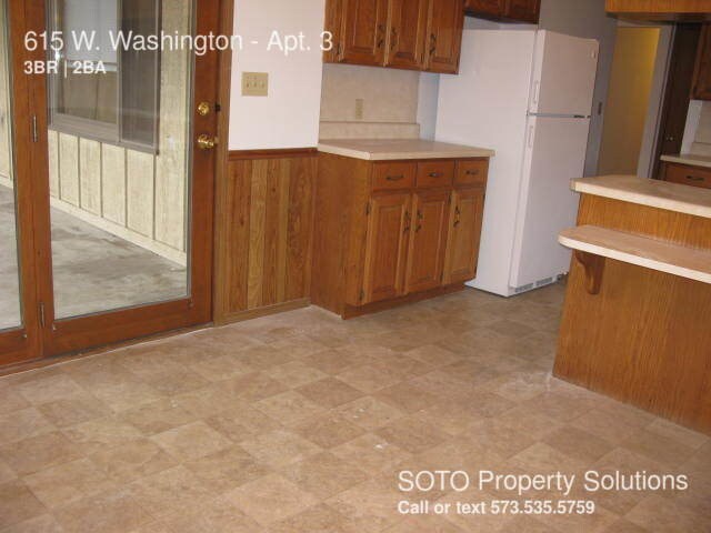 Foto del edificio - 615 W Washington St