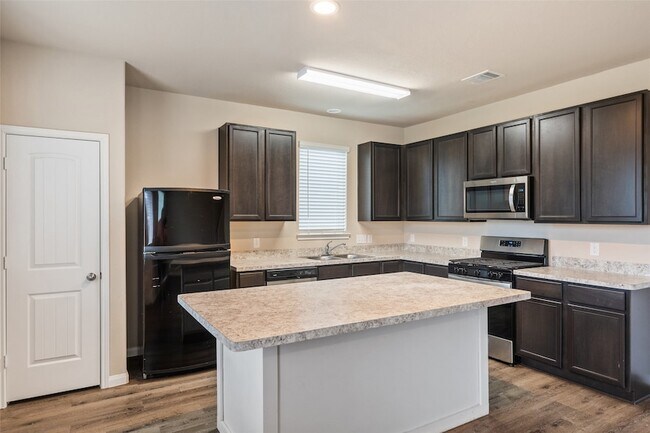 Building Photo - 2335 Mount Locke Path