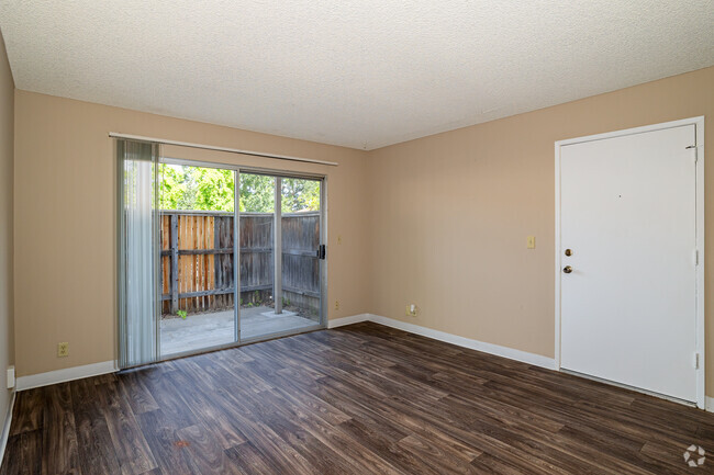 1BR, 1BA - 720SF - San Juan Hills Apartments