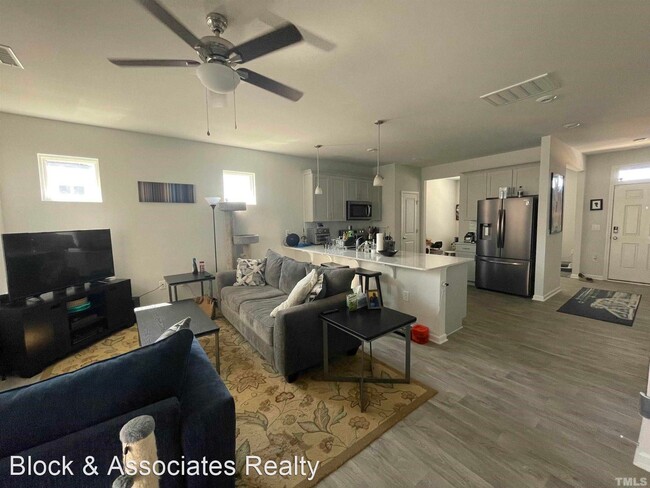 Building Photo - 3 br, 2.5 bath House - 12 Enterprise Drive