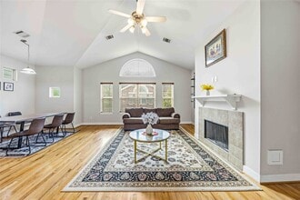 Building Photo - 3635 Main Plaza Dr