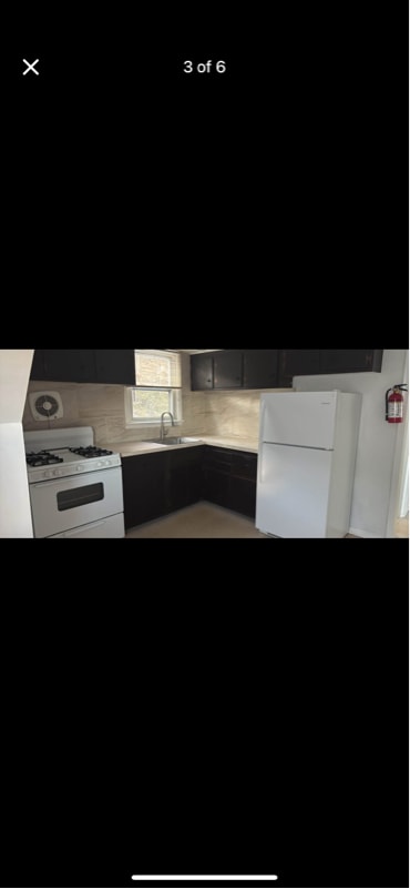 Foto del edificio - 359 Farnham Ave
