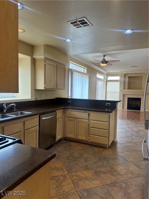 Building Photo - 5112 Forest Oaks Dr