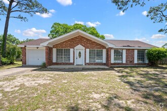 Building Photo - 5719 Ventura Ln