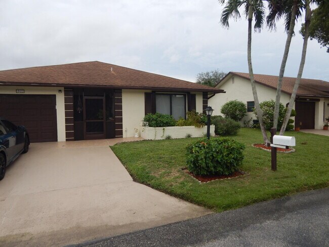 Foto del edificio - 6260 Olivewood Cir