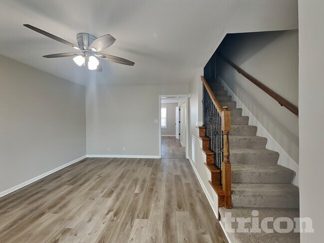 Building Photo - 1033 Dwight Eisenhower Way