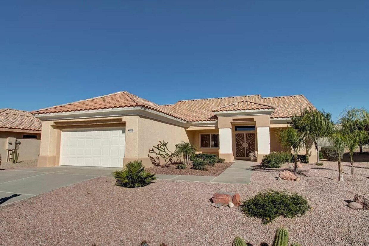 14316 W Dusty Trail Blvd, Sun City West, AZ 85375 House Rental in Sun