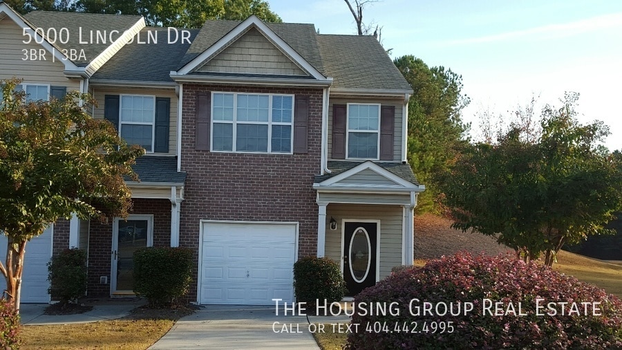 Primary Photo - Fairburn Townhome