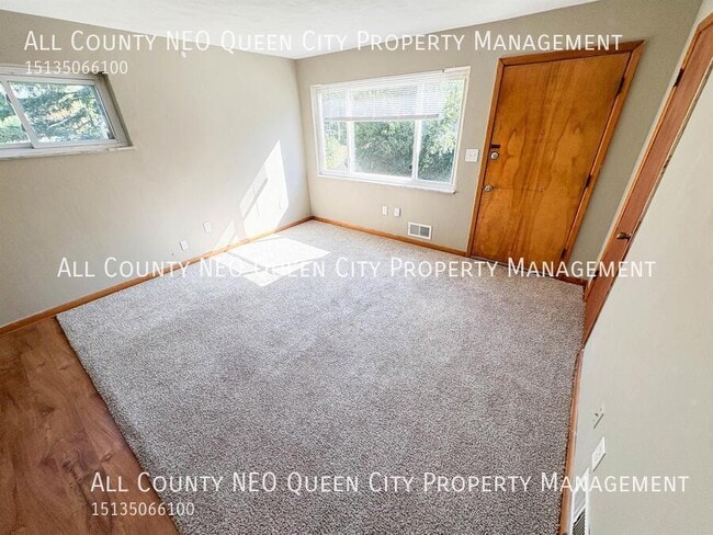 Building Photo - 23 Valleyview Dr
