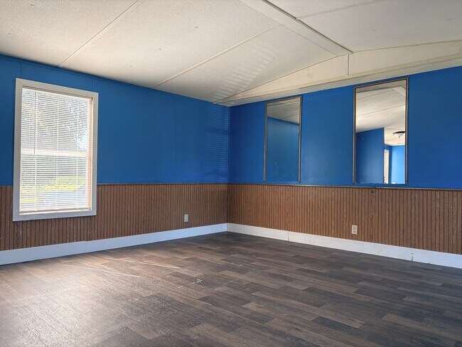 Foto del edificio - 1441 Knowlton Rd
