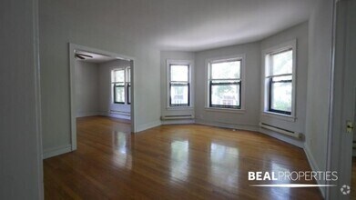 Building Photo - 1127 W Oakdale Ave