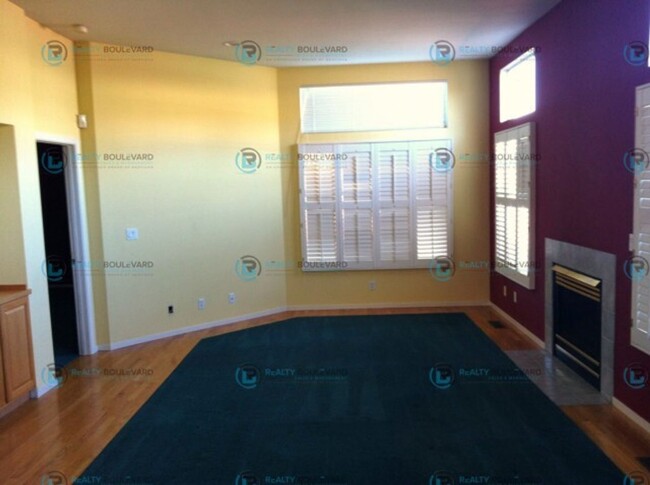 Foto del edificio - Amazing 2 Bedroom 2.5 Bathroom Home! Locat...
