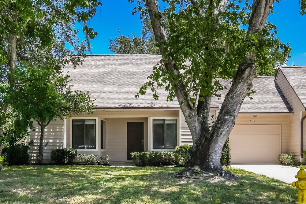 Primary Photo - 4176 Rollingwood Ct