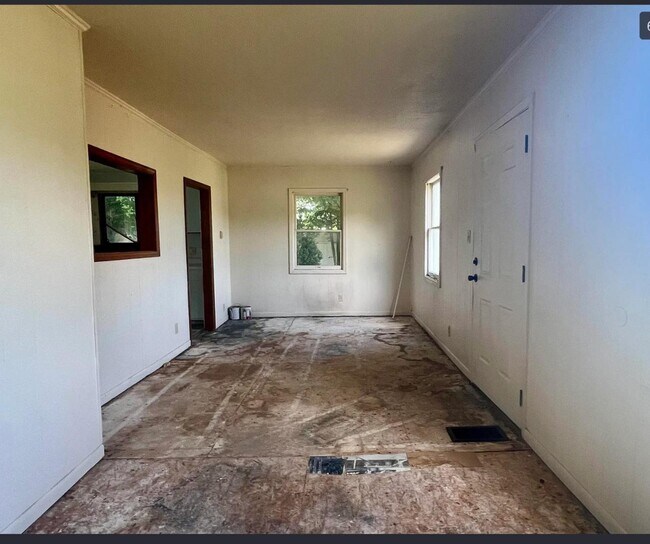 Building Photo - 19060 Darden Rd