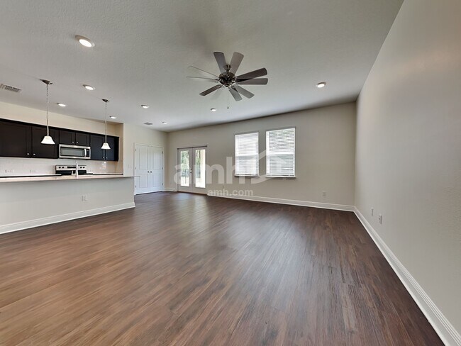 Foto del edificio - 27462 St Andrews Ave