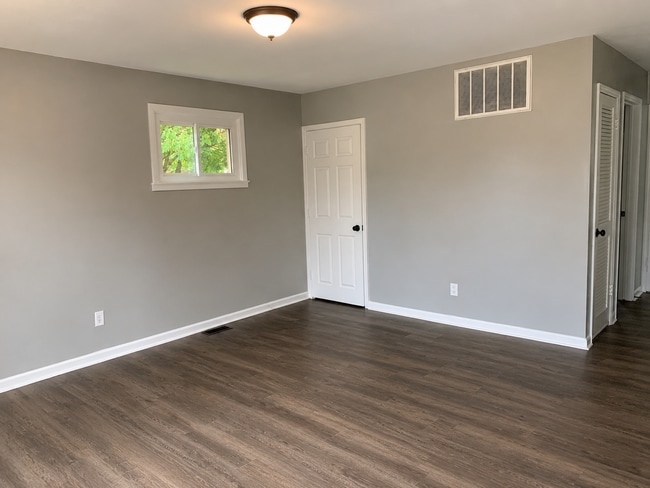 Building Photo - Beautifully Renovated 2BR Home with Stunning Backyard & Modern Kitchen