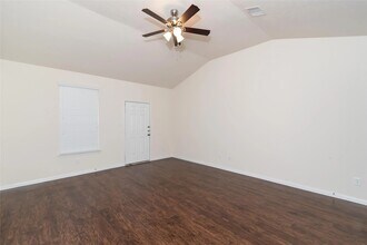 Building Photo - 9723 Cira Court