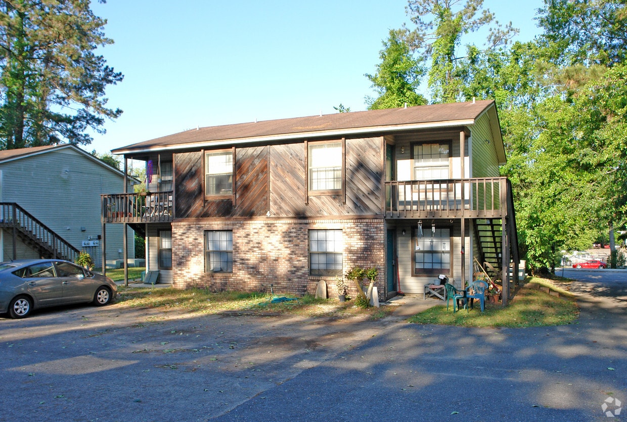 Building Photo - 319 Dixie Dr