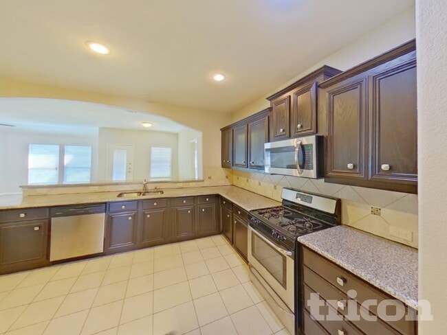 Foto del edificio - 3105 Oakcrest Dr