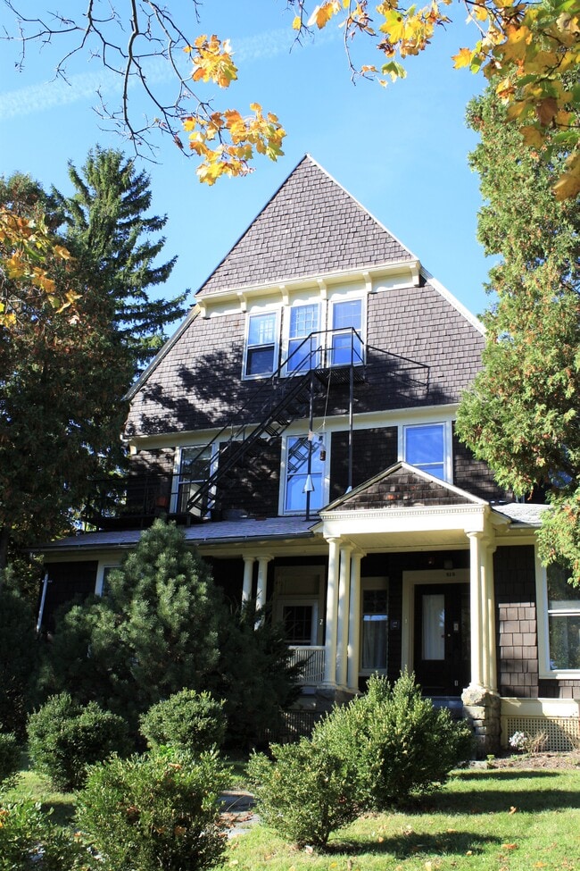 Building Photo - 510 E Seneca St