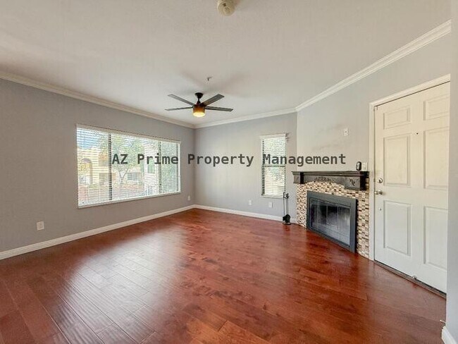 Foto del edificio - 750 E Northern Ave