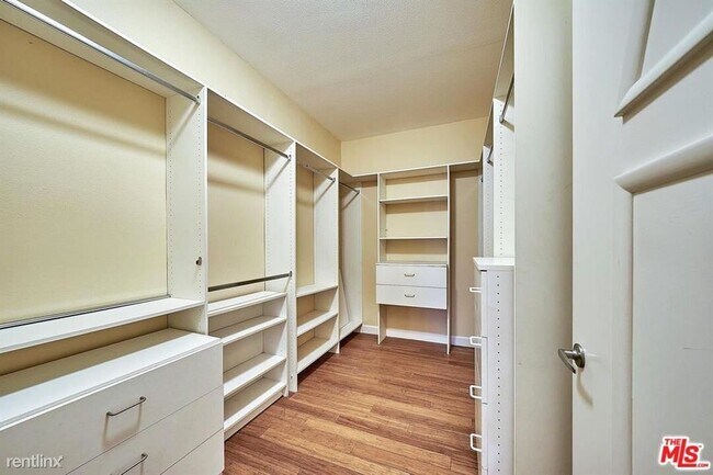 Foto del edificio - 2 br, 2 bath Condo - 326 Westminster Ave A...