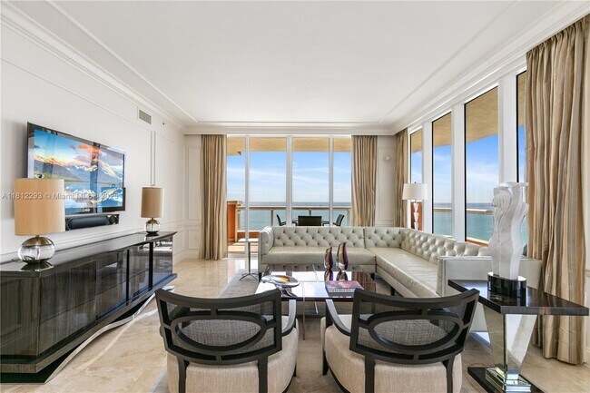 Foto del edificio - 17875 Collins Ave