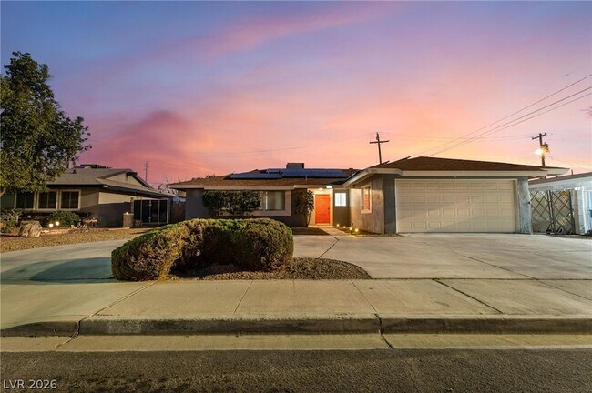 Foto del edificio - 105 Marigold Ln