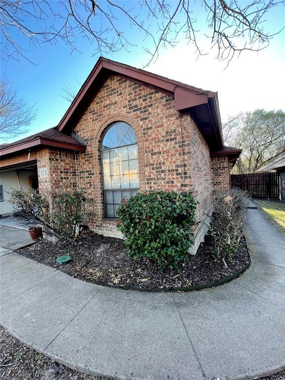 Foto del edificio - 113 Streamside Dr