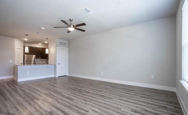 Foto del edificio - 1 bedroom in Houston TX 77058