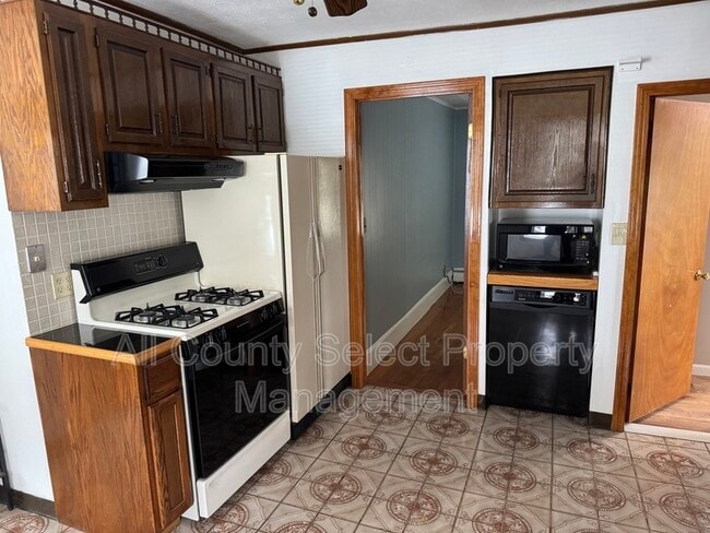 Photo - 16 Mt Vernon St Apartment