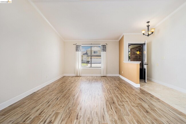 Building Photo - 3000 Sombrero Cir