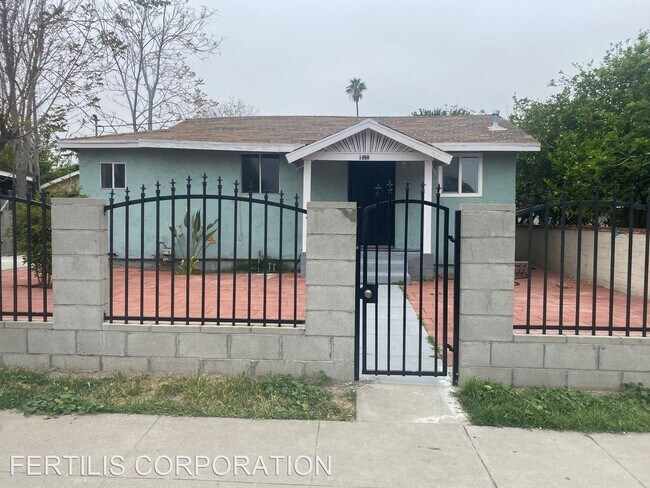Foto del edificio - 2 br, 1 bath House - 1532 W 9th Street