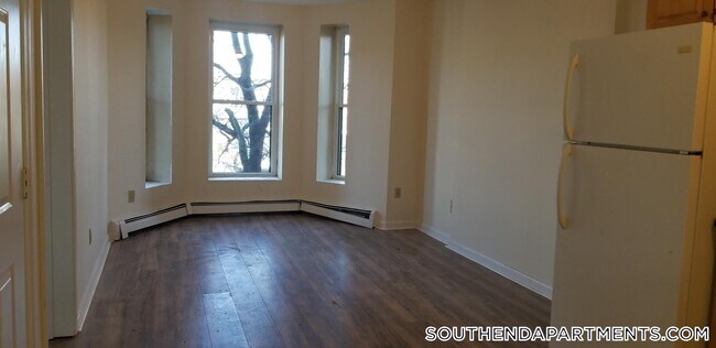 Foto del edificio - 92 Hammond St