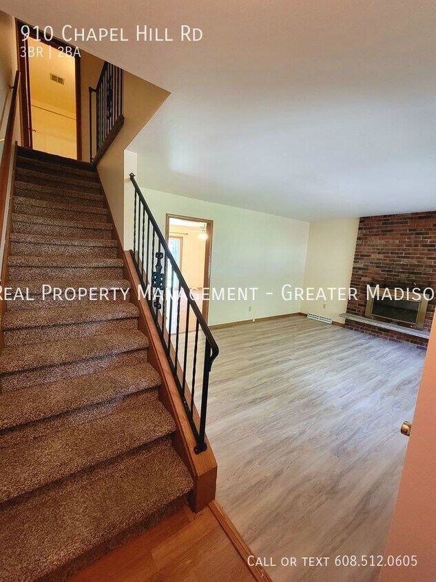 Primary Photo - Private Corner Lot Duplex in Quiet Neighbo...
