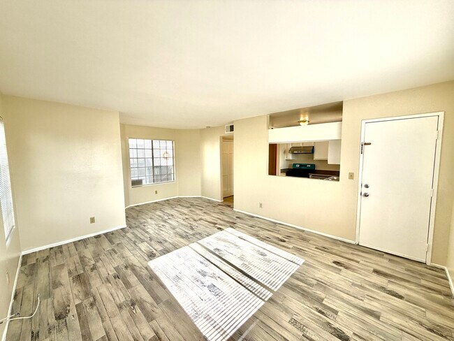 Foto del edificio - 2908 E South St