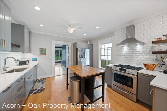 Building Photo - 3 br, 2 bath House - 911 Alabama Avenue