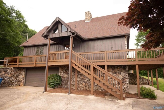 Building Photo - 418 Riverton Dr
